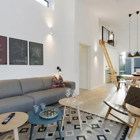 2 Bedroom Cozy In Lembruch-duemmer 別荘 *