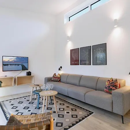 2 Bedroom Cozy In Lembruch-duemmer 別荘 *
