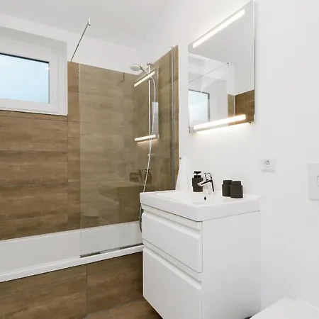 2 Bedroom Cozy In Lembruch-duemmer Lembruch