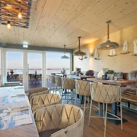 別荘 2 Bedroom Cozy In Lembruch-duemmer
